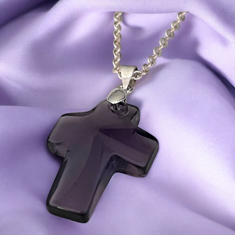 New Purple Glass Cross Pendant Necklace Purple Silver Tone - 8Y